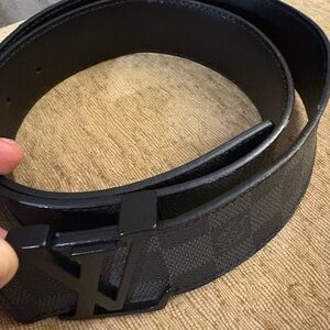 LV Elegant Black Leather Piece